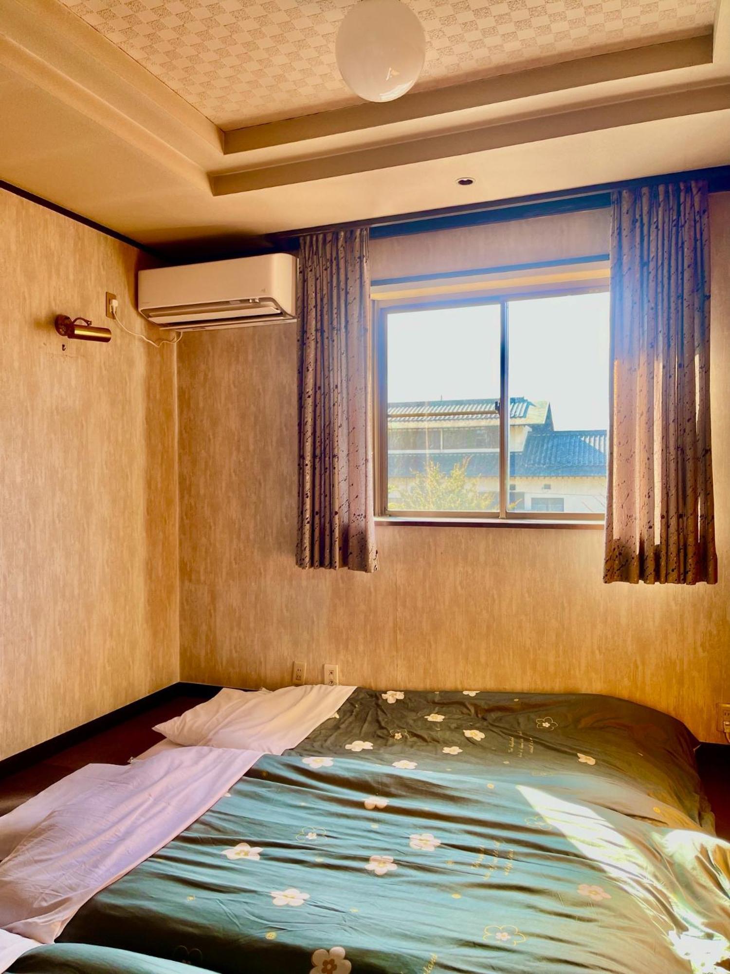 T&T Fujiyama Guest House Fujiyoshida Bagian luar foto